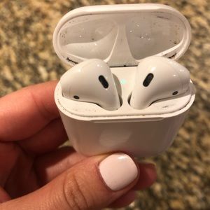 Left Apple AirPod & Charging Case